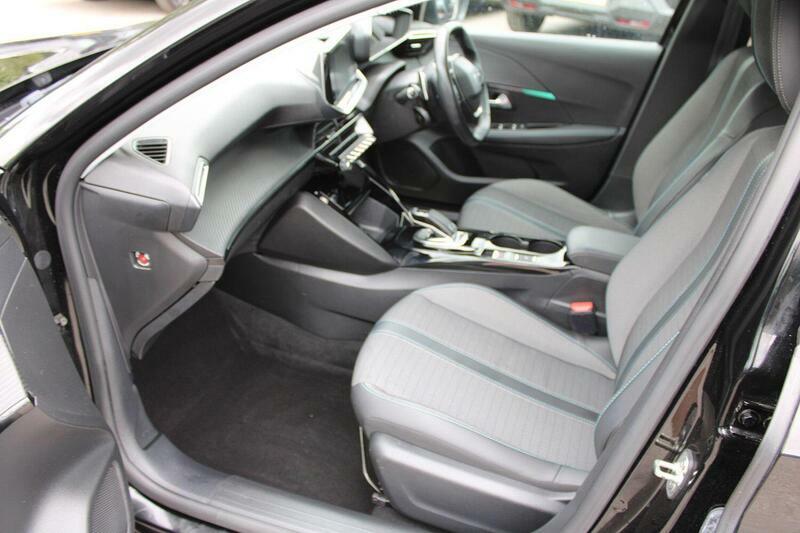 Peugeot 208 1.2 Puretech Allure Eat Euro 6 Ss Black #2