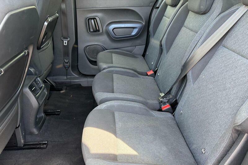 Peugeot Rifter 1.5L Allure Premium Blue #10