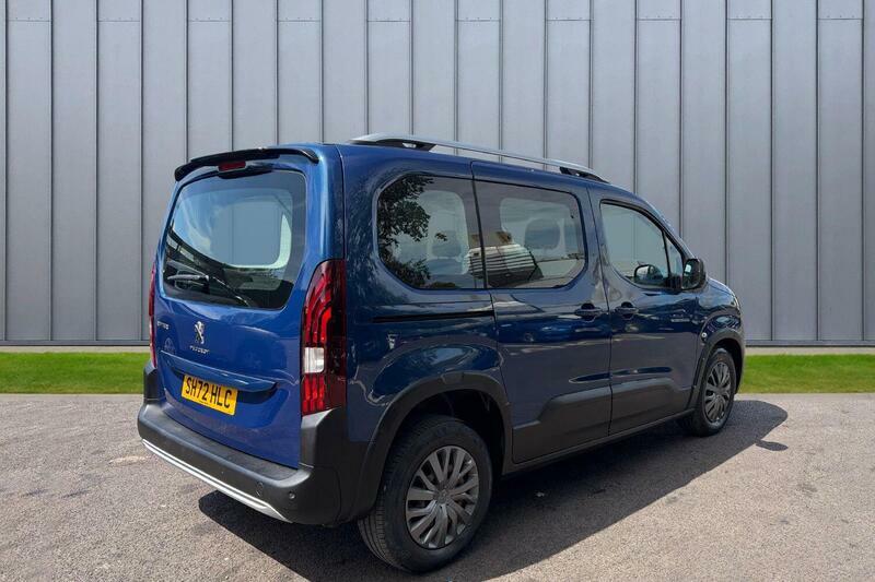 Peugeot Rifter 1.5L Allure Premium Blue #8