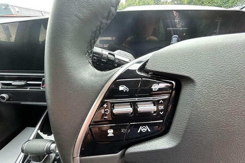 Kia Niro 1.6 Gdi 11.1Kwh 2 Suv Plug In Hybrid Dc Red #19