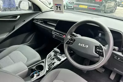 Kia Niro 1.6 Gdi 11.1Kwh 2 Suv Plug In Hybrid Dc Grey #11