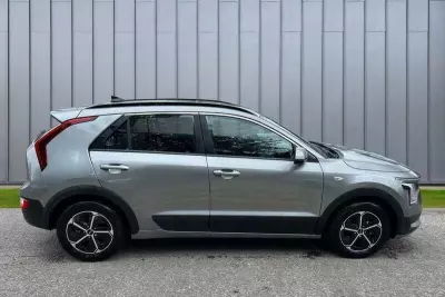Kia Niro 1.6 Gdi 11.1Kwh 2 Suv Plug In Hybrid Dc Grey #8