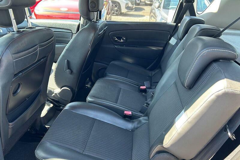 Renault Scenic Red #10