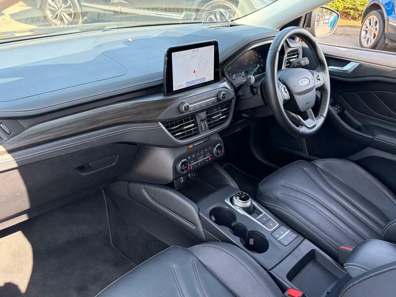 Ford Focus 1.5T Ecoboost Vignale Euro 6 Ss Black #2