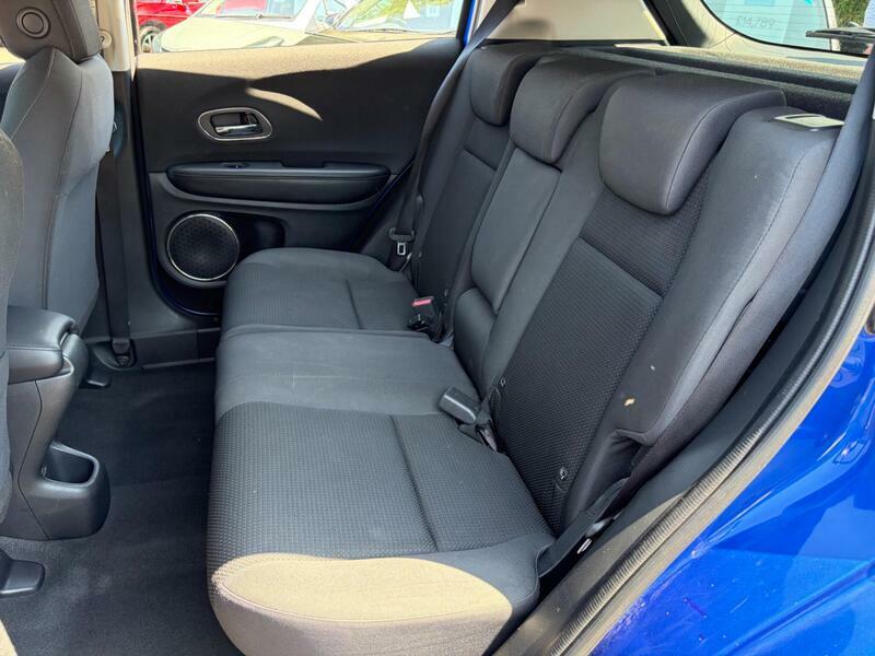 Honda Hr-V Se White #34