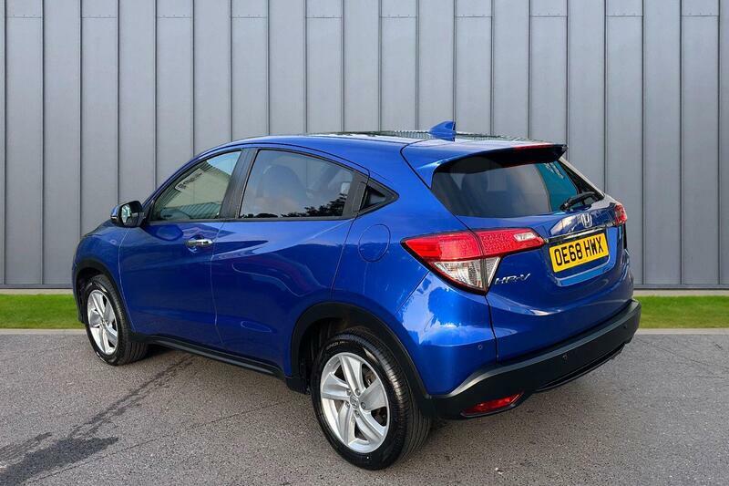 Honda Hr-V Se White #3