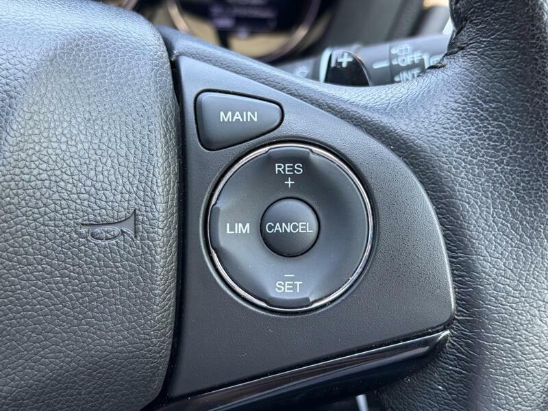 Honda Hr-V Se White #24