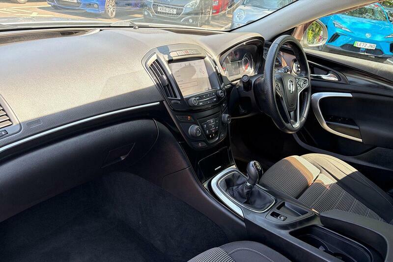 Vauxhall Insignia 1.4I Turbo Sri Nav Euro 6 Ss KM17KFV Silver #2