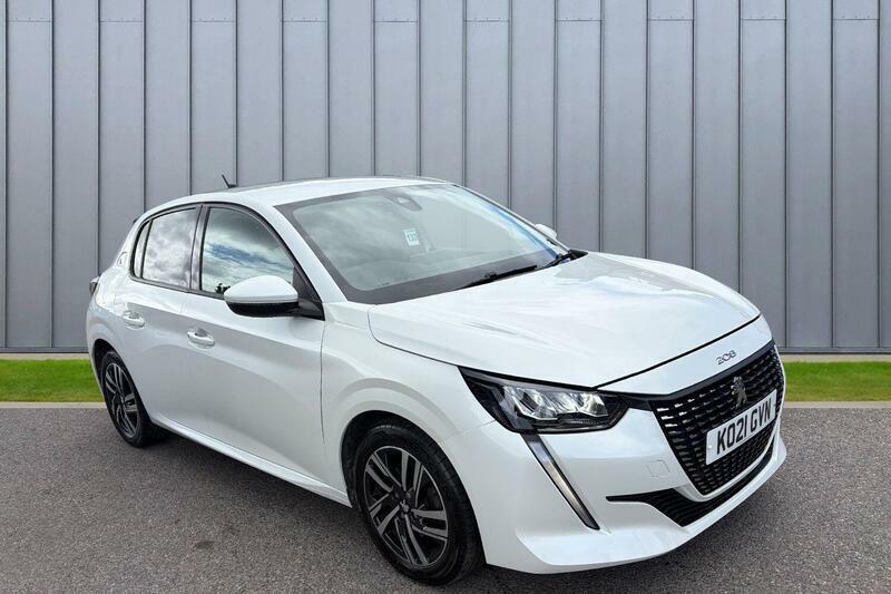Peugeot 208 1.2 Puretech Allure Premium Euro 6 Ss White