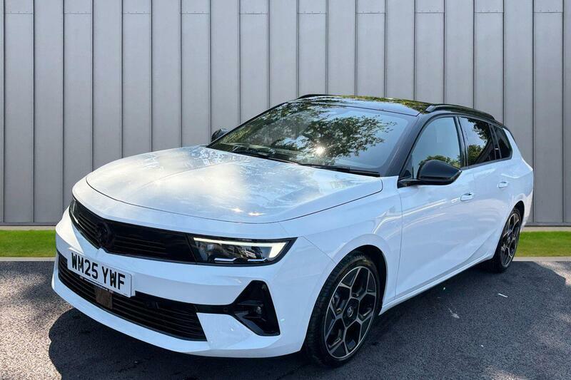 Vauxhall Astra 1.2 Turbo Ultimate Sports Tourer Euro 6 Ss WM25YWF White #4
