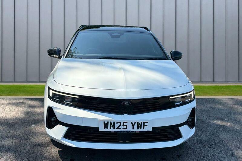 Vauxhall Astra 1.2 Turbo Ultimate Sports Tourer Euro 6 Ss WM25YWF White #3