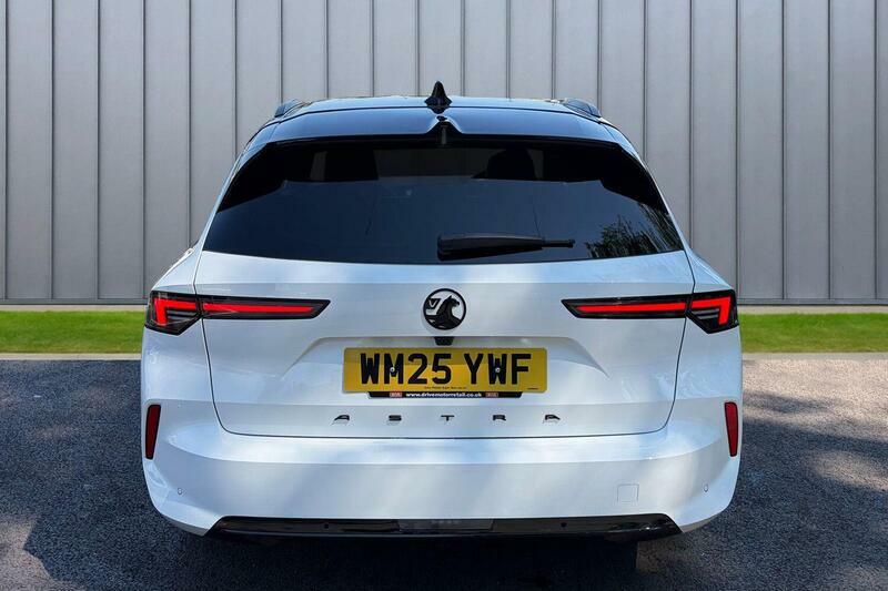 Vauxhall Astra 1.2 Turbo Ultimate Sports Tourer Euro 6 Ss WM25YWF White #6