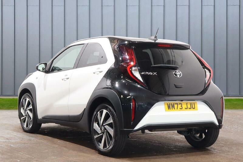 Toyota Aygo X 1.0 Vvt-i Edge Euro 6 Ss White #3