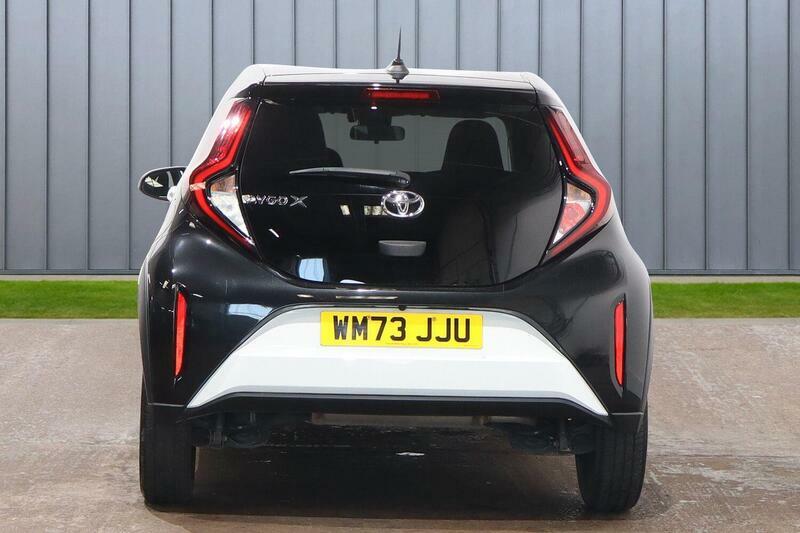 Toyota Aygo X 1.0 Vvt-i Edge Euro 6 Ss White #5