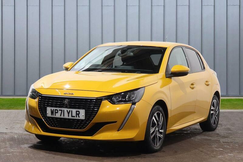 Peugeot 208 1.2 Puretech Allure Premium Euro 6 Ss Yellow #4