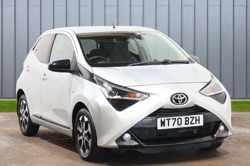 Toyota Aygo 1.0 Vvt-i X-trend X-shift Euro 6 Safety Sense Silver