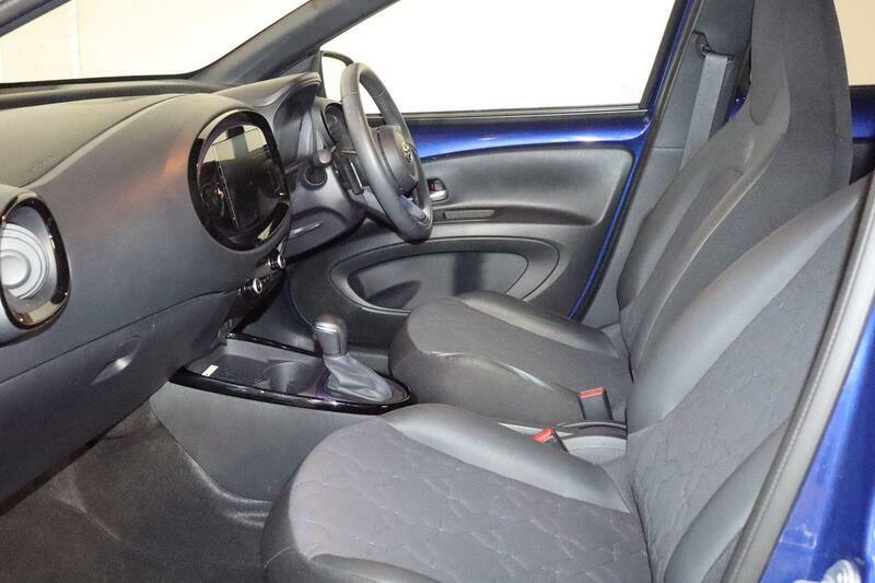 Toyota Aygo X 1.0 Vvt-i Exclusive X-shift Euro 6 Ss Blue #2