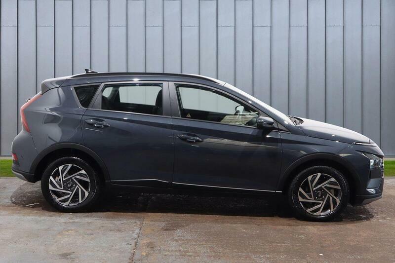 Hyundai Bayon Advance White #8