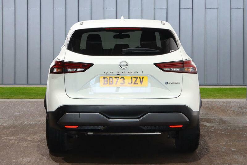 Nissan Qashqai 1.5 H E-power N-connecta Euro 6 Ss White #6