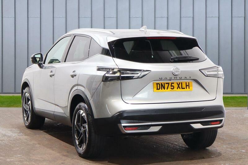 Nissan Qashqai 1.3 Dig-t Mhev N-connecta Euro 6 Ss DN75XLH Silver #5