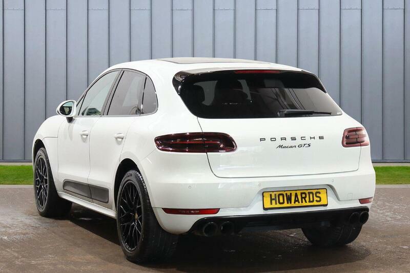 Porsche Macan 3.0T V6 Gts Pdk 4Wd Euro 6 Ss NJ18FKF White #3