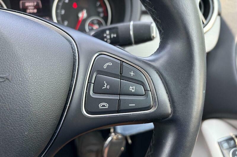 Mercedes-Benz B Class B 200 D  #11