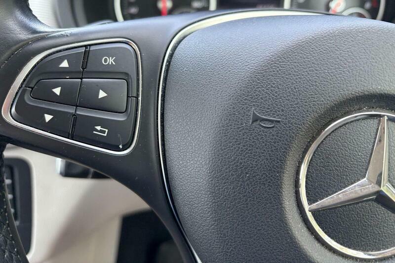Mercedes-Benz B Class B 200 D  #10