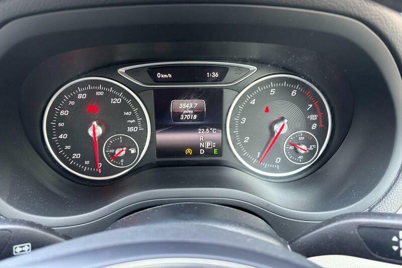 Mercedes-Benz B Class B 200 D  #16