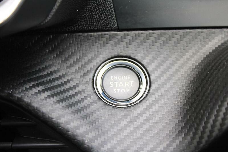 Peugeot 208 1.2 Puretech Active Black #17