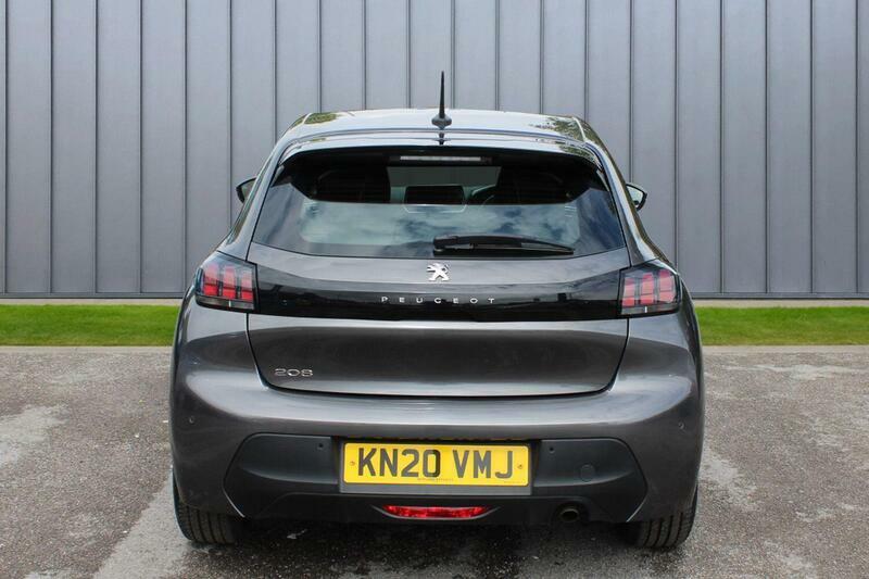 Peugeot 208 1.2 Puretech Active Black #7