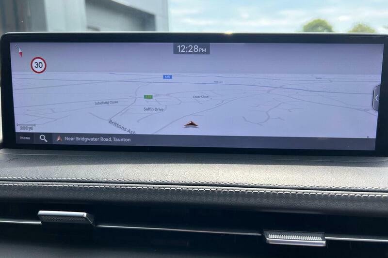 Genesis GV70 360Kw Sport 77Kwh Awd Red #16