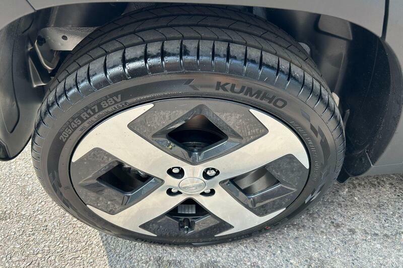 Hyundai Inster 02 Black #15