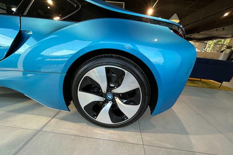BMW i8 2015 1.5L I8 228 Bhp  #17