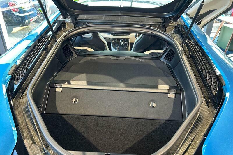 BMW i8 2015 1.5L I8 228 Bhp  #16
