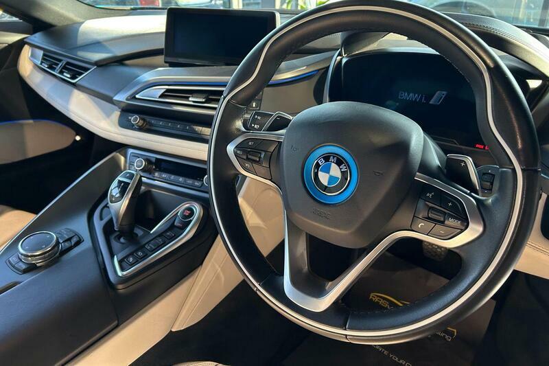 BMW i8 2015 1.5L I8 228 Bhp  #9