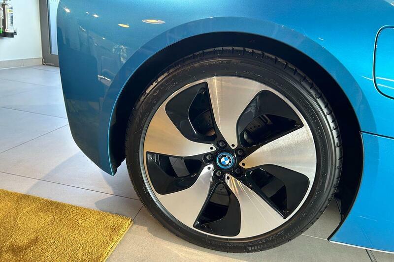 BMW i8 2015 1.5L I8 228 Bhp  #20