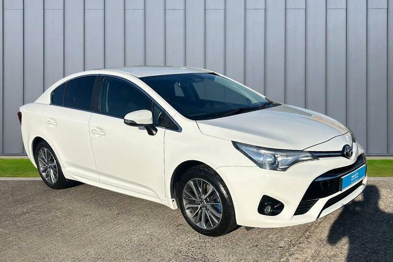 Toyota Avensis 2.0 D-4d Business Edition Plus Euro 6 Ss White