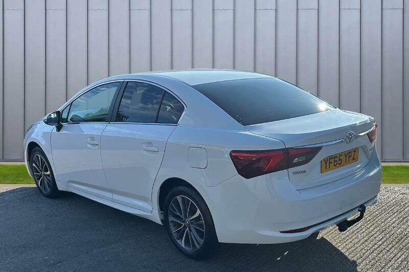Toyota Avensis 2.0 D-4d Business Edition Plus Euro 6 Ss White #5