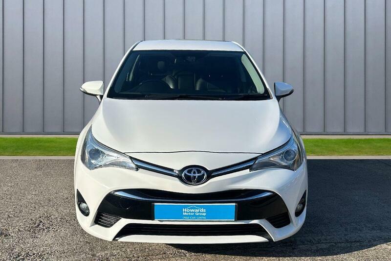 Toyota Avensis 2.0 D-4d Business Edition Plus Euro 6 Ss White #3