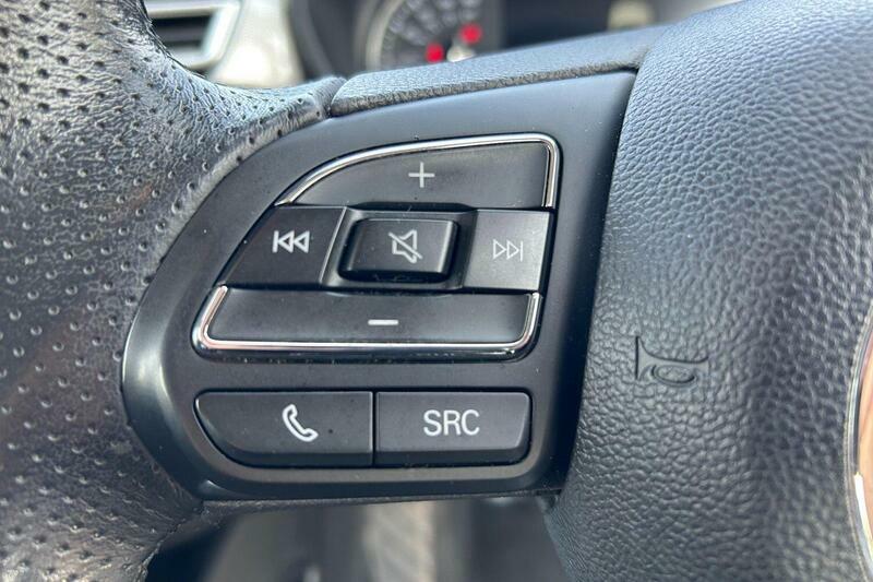 MG MG5 115Kw Excite Ev 53Kwh Red #14