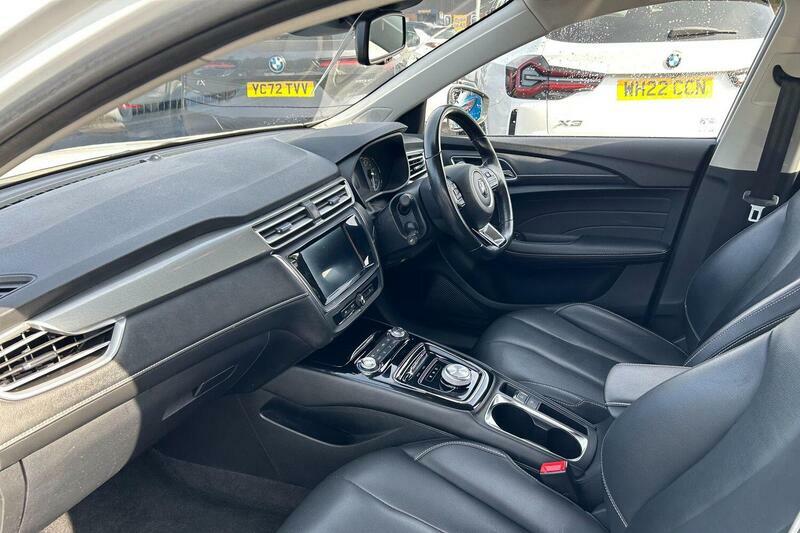 MG MG5 52.5Kwh Exclusive White #2