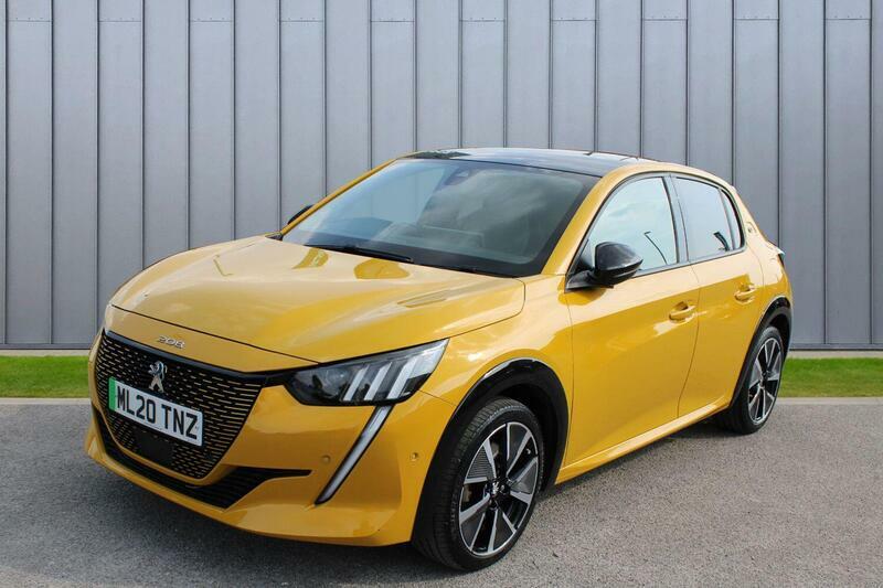 Peugeot e-208 50Kwh Gt Yellow #4