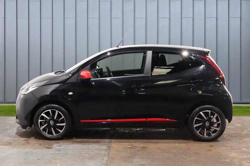 Toyota Aygo Hatchback Red #8