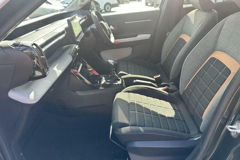 Citroen C3 Aircross 1.2 Turbo Plus Euro 6 Ss Green #2