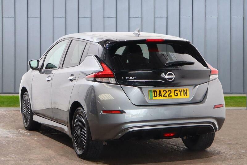 Nissan Leaf 59Kwh E N-connecta Grey #4