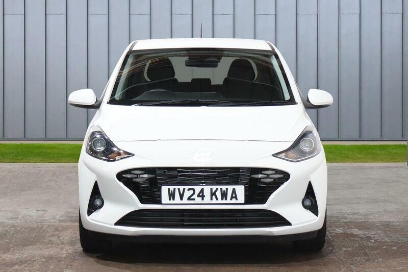 Hyundai I10 1.2 Premium Euro 6 Ss White #4