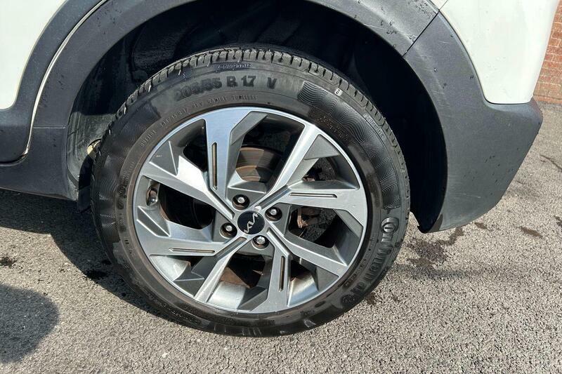 Kia Stonic 1.0T Gdi 99 Gt-line Dct Blue #22