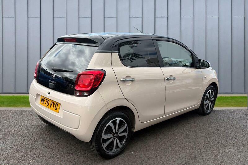 Citroen C1 1.0 Vti 72 Shine Black #8
