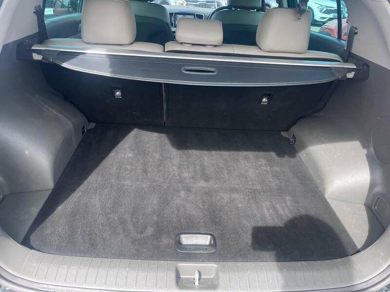 Kia Sportage Crdi 2 Isg White #36