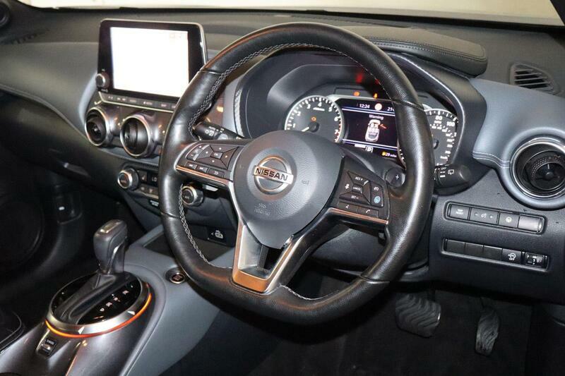 Nissan Juke 1.0 Dig-t 114 Tekna Black #17